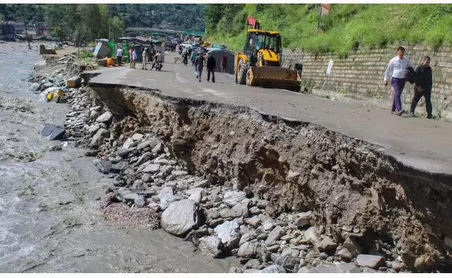 ಹಿಮಾಚಲ ಪ್ರದೇಶ | ಭೂಕುಸಿತ; ನಾಲ್ವರು ಮೃತ್ಯು, ಇಬ್ಬರು ನಾಪತ್ತೆ