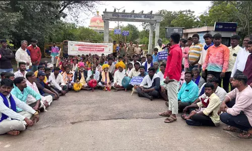 ಕೊಪ್ಪಳ | ಸೂಕ್ಷ್ಮ, ಅತಿ ಸೂಕ್ಷ್ಮ ಸಮುದಾಯಗಳಿಗೆ ಶೇ.1ರಷ್ಟು ಮೀಸಲಾತಿ ಜಾರಿಗೆ ಆಗ್ರಹಿಸಿ ಪ್ರತಿಭಟನೆ