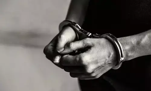 ಸಿಆರ್‌ಪಿಎಫ್ ಶಿಬಿರದ ಮೇಲೆ ಗ್ರೆನೇಡ್ ದಾಳಿ | ಶಂಕಿತ ಭಯೋತ್ಪಾದಕ ಪುಲ್ವಾಮಾದಲ್ಲಿ ಬಂಧನ