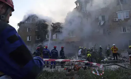 ಉಕ್ರೇನ್ ಮೇಲೆ ರಶ್ಯದ ಡ್ರೋನ್, ಕ್ಷಿಪಣಿ ಸುರಿಮಳೆ: 4 ಮಕ್ಕಳ ಸಹಿತ 15 ಮೃತ್ಯು