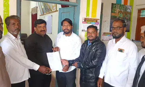 ಬೀದರ್ | ಸರಕಾರಿ ಉರ್ದು ಪ್ರೌಢ ಶಾಲೆಯ ಮೇಲ್ಛಾವಣಿ ಸೋರಿಕೆ : ಹೊಸ ಕೋಣೆ ನಿರ್ಮಾಣಕ್ಕೆ ಗ್ರಾಮಸ್ಥರಿಂದ ಮನವಿ