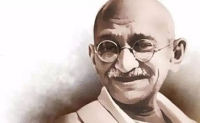 ಬೀದರ್ | ಮಹಾತ್ಮಾ ಗಾಂಧೀಜಿಯವರ 156ನೇ ಜಯಂತಿ ಅಂಗವಾಗಿ ಜಿಲ್ಲಾ, ರಾಜ್ಯಮಟ್ಟದ ಬಾಪೂಜಿ ಪ್ರಬಂಧ ಸ್ಪರ್ಧೆ