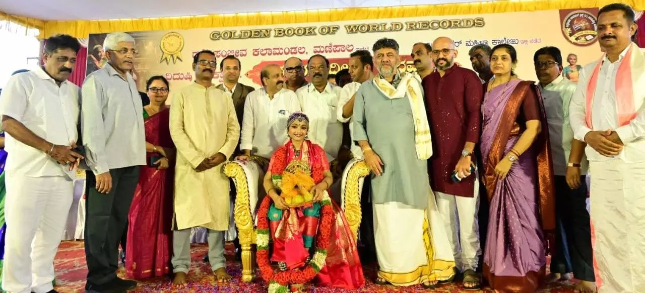 ಉಡುಪಿ: ಭರತನಾಟ್ಯದಲ್ಲಿ ವಿದುಷಿ ದೀಕ್ಷಾ ವಿಶ್ವದಾಖಲೆ ! ಉಡುಪಿ: ಭರತನಾಟ್ಯದಲ್ಲಿ ವಿದುಷಿ ದೀಕ್ಷಾ ವಿಶ್ವದಾಖಲೆ !