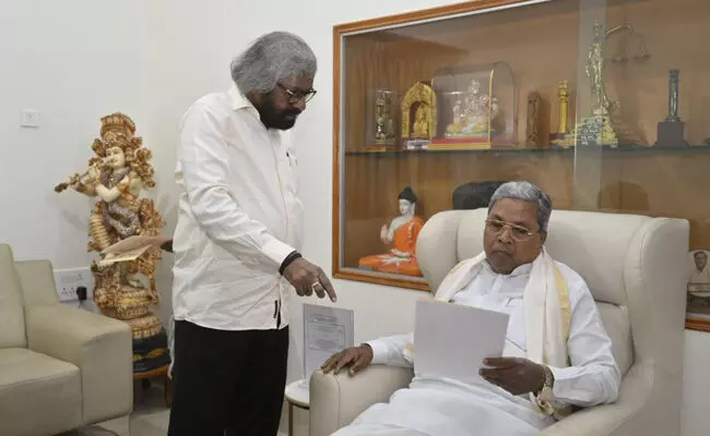 ಅತಿವೃಷ್ಟಿ : ಬೀದರ್ ಜಿಲ್ಲೆಗೆ 100 ಕೋಟಿ ರೂ. ಪರಿಹಾರಕ್ಕೆ ಸಿ.ಎಂ ಸಿದ್ದರಾಮಯ್ಯರಿಗೆ ಸಚಿವ ಈಶ್ವರ್ ಖಂಡ್ರೆ ಮನವಿ