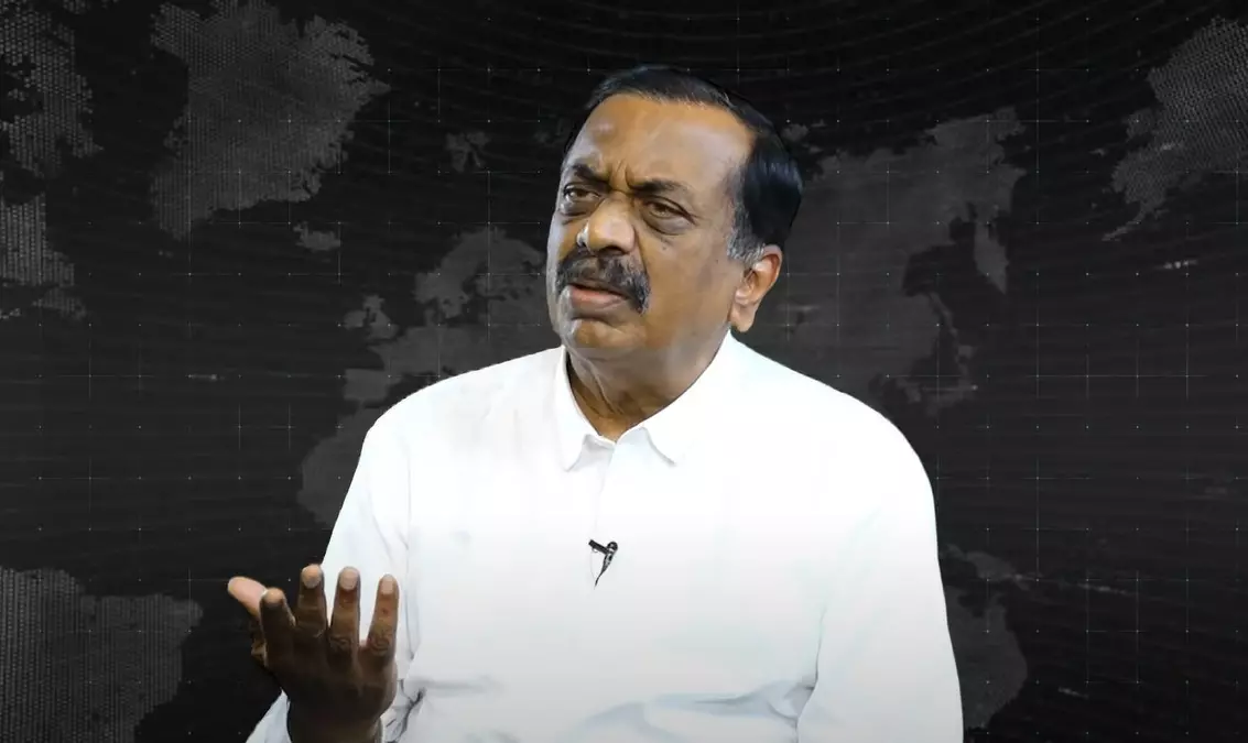 ಧರ್ಮಸ್ಥಳ ಪ್ರಕರಣ | ಹೆಣ್ಣು ಮಕ್ಕಳ ಮೇಲಿನ ಅತ್ಯಾಚಾರ ಖಂಡಿಸಬಾರದೇ? : ಡಾ.ಸಿ.ಎಸ್.ದ್ವಾರಕನಾಥ್ ಧರ್ಮಸ್ಥಳ ಪ್ರಕರಣ | ಹೆಣ್ಣು ಮಕ್ಕಳ ಮೇಲಿನ ಅತ್ಯಾಚಾರ ಖಂಡಿಸಬಾರದೇ? : ಡಾ.ಸಿ.ಎಸ್.ದ್ವಾರಕನಾಥ್