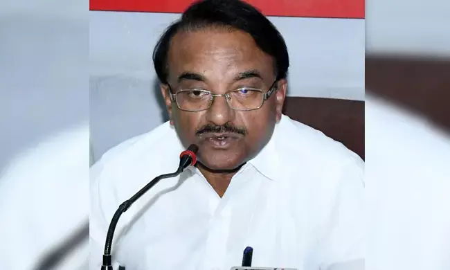 ಕಲಬುರಗಿ| ಖಾಸಗಿ ಅನುದಾನಿತ ಪದವಿಪೂರ್ವ ಕಾಲೇಜುಗಳ ಉಪನ್ಯಾಸಕರ ಹಿತ ಕಾಪಾಡುವಂತೆ ಶಶೀಲ್ ನಮೋಶಿ ಒತ್ತಾಯ