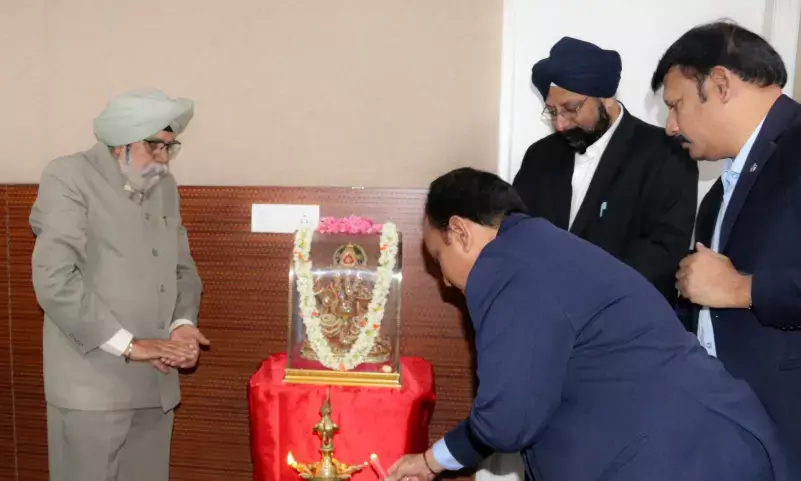 ಯಂತ್ರಗಳು ಮಾನವನ ಬುದ್ಧಿಮತ್ತೆಗೆ ಸಮವಲ್ಲ : ಪ್ರೊ.ಹರ್ಜಿಂದರ್ ಸಿಂಗ್ ಭಾಟಿಯಾ