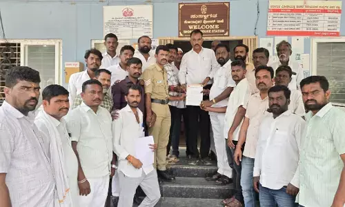 ಸುರಪುರ | ವಸತಿ ಶಾಲೆಯಲ್ಲಿ ವಿದ್ಯಾರ್ಥಿನಿ ಮಗುವಿಗೆ ಜನ್ಮ ನೀಡಿದ ಪ್ರಕರಣ : ಕಠಿಣ ಕ್ರಮಕ್ಕೆ ಮನವಿ