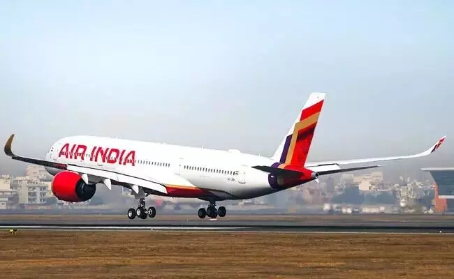ದಿಲ್ಲಿ | ಇಂದೋರ್‌ಗೆ ಹಾರಟ ನಡೆಸುತ್ತಿದ್ದ ಏರ್ ಇಂಡಿಯಾ ವಿಮಾನದಲ್ಲಿ ಬೆಂಕಿ : ತುರ್ತು ಭೂಸ್ಪರ್ಶ