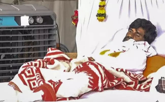 ಮಹಾರಾಷ್ಟ್ರ | ಮರಾಠ ಮೀಸಲಾತಿ ಕುರಿತ ನಿಲುವಿಗೆ ಅಂಟಿಕೊಂಡ ಜರಾಂಗೆ: ಇಕ್ಕಟ್ಟಿಗೆ ಸಿಲುಕಿದ ಸರಕಾರ