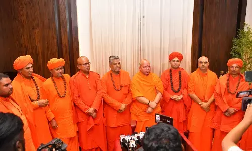 ಕೆ.ಎನ್.ರಾಜಣ್ಣ ಅವರನ್ನು ಮತ್ತೆ ಸಂಪುಟಕ್ಕೆ ಸೇರಿಸಿಕೊಳ್ಳಲು ದಲಿತ, ಹಿಂದುಳಿದ ಮಠಾಧೀಶರ ಒಕ್ಕೂಟ ಆಗ್ರಹ