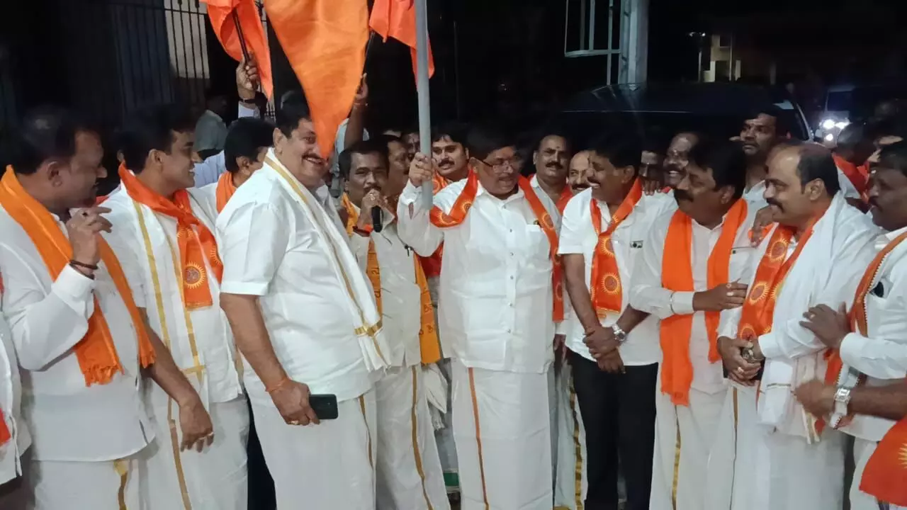 ಬೆಂಗಳೂರು: ಶಾಸಕ ಕೆ.ಗೋಪಾಲಯ್ಯ ನೇತೃತ್ವದಲ್ಲಿ ಧರ್ಮಸ್ಥಳ ಚಲೋಗೆ ಚಾಲನೆ