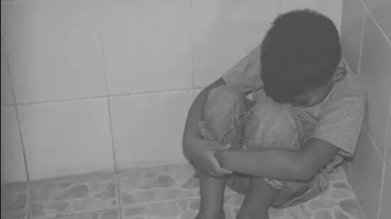 ರಾಜಸ್ಥಾನ | ನೀರಿನ ಪಾತ್ರೆ ಮುಟ್ಟಿದ ದಲಿತ ಬಾಲಕನನ್ನು ಮರಕ್ಕೆ ತಲೆಕೆಳಗಾಗಿ ನೇತುಹಾಕಿ ಥಳಿತ