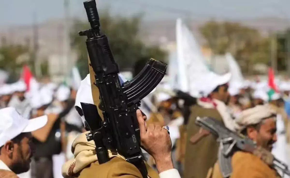 ಯಮನ್ನಲ್ಲಿ ವಿಶ್ವಸಂಸ್ಥೆ ಕಚೇರಿಗೆ ನುಗ್ಗಿ ಸಿಬ್ಬಂದಿಗಳನ್ನು ವಶಕ್ಕೆ ಪಡೆದ ಹೌದಿಗಳು: ವರದಿ ಯಮನ್ನಲ್ಲಿ ವಿಶ್ವಸಂಸ್ಥೆ ಕಚೇರಿಗೆ ನುಗ್ಗಿ ಸಿಬ್ಬಂದಿಗಳನ್ನು ವಶಕ್ಕೆ ಪಡೆದ ಹೌದಿಗಳು: ವರದಿ