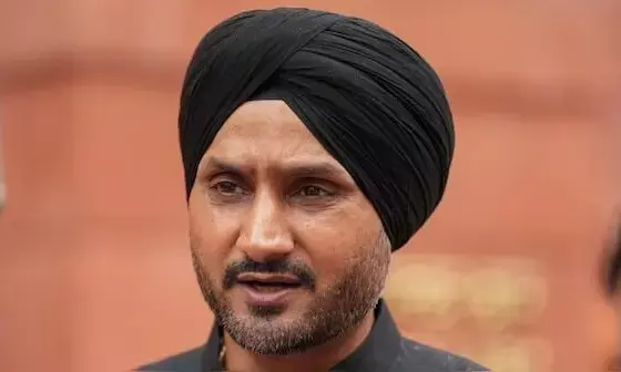 ಶ್ರೀಶಾಂತ್‌ಗೆ ಕಪಾಳ ಮೋಕ್ಷ ಮಾಡಿದ್ದ ವೀಡಿಯೊ ಮತ್ತೆ ವೈರಲ್ | ಲಲಿತ್ ಮೋದಿ ವಿರುದ್ಧ ಹರ್ಭಜನ್ ಸಿಂಗ್ ಆಕ್ರೋಶ