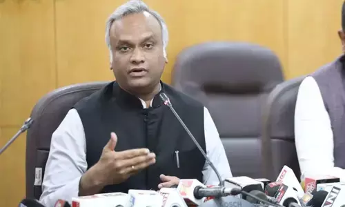 ಧರ್ಮಸ್ಥಳ ಪ್ರಕರಣದಲ್ಲಿ ನಡೆಯುತ್ತಿರುವುದು ಆರೆಸ್ಸೆಸ್‌ vs ಆರೆಸ್ಸೆಸ್‌ ಕಿತ್ತಾಟ : ಪ್ರಿಯಾಂಕ್ ಖರ್ಗೆ