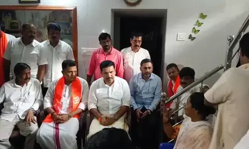 ಧರ್ಮಸ್ಥಳ| ಬಿಜೆಪಿ ರಾಜ್ಯಾಧ್ಯಕ್ಷ ವಿಜಯೇಂದ್ರ ನೇತೃತ್ವದಲ್ಲಿ ಸೌಜನ್ಯ ತಾಯಿ ಕುಸುಮಾವತಿ ಜೊತೆ ಮಾತುಕತೆ