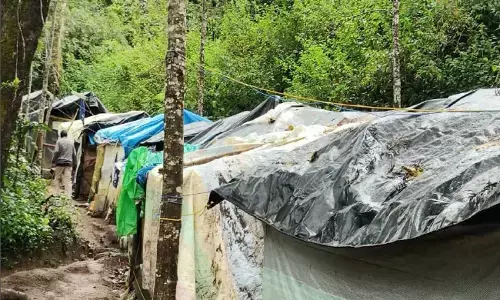 ಹೊದ್ದೂರು | ನಿವೇಶನರಹಿತರ ಅಹೋರಾತ್ರಿ ಧರಣಿ 304ನೇ ದಿನಕ್ಕೆ; ಸಮಸ್ಯೆ ಬಗೆಹರಿಸದಿದ್ದರೆ ಉಗ್ರ ಹೋರಾಟದ ಎಚ್ಚರಿಕೆ