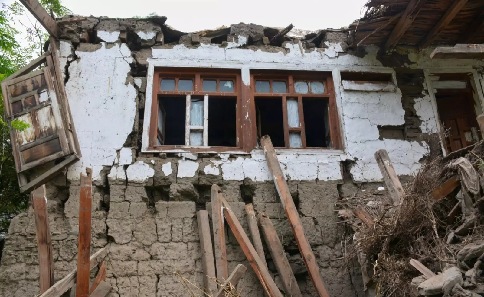 ಅಫ್ಘಾನಿಸ್ತಾನ ಭೂಕಂಪ: ಮೃತರ ಸಂಖ್ಯೆ 900ಕ್ಕೆ ಏರಿಕೆ