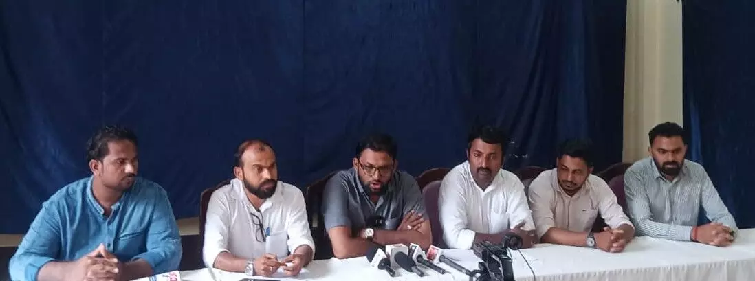 ಸೆ.7-9: ಉದ್ಯೋಗ ಸೃಷ್ಟಿಸಿ ಸ್ಥಳೀಯರಿಗೆ ಆದ್ಯತೆ ಒದಗಿಸಲು ಆಗ್ರಹಿಸಿ ದ.ಕ ಜಿಲ್ಲಾದ್ಯಂತ ಯುವಜನ ಜಾಥಾ ಸೆ.7-9: ಉದ್ಯೋಗ ಸೃಷ್ಟಿಸಿ ಸ್ಥಳೀಯರಿಗೆ ಆದ್ಯತೆ ಒದಗಿಸಲು ಆಗ್ರಹಿಸಿ ದ.ಕ ಜಿಲ್ಲಾದ್ಯಂತ ಯುವಜನ ಜಾಥಾ