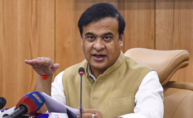 ತೆರವು ಕಾರ್ಯಾಚರಣೆ: ಹಿಮಂತ ಬಿಸ್ವ ಶರ್ಮ ಹಾಗೂ ಮದನಿ ನಡುವೆ ಜಟಾಪಟಿ