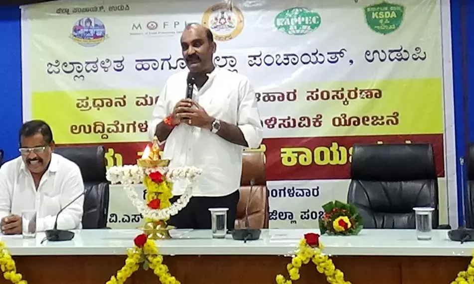 ರೈತರಿಗೆ ಸರಕಾರದ ಯೋಜನೆಗಳ ಪ್ರಯೋಜನ ಸರಿಯಾಗಿ ತಲುಪಿಸಿ: ಅಧಿಕಾರಿಗಳಿಗೆ ಶಾಸಕ ಯಶ್‌ಪಾಲ್ ಸೂಚನೆ