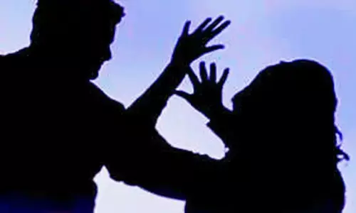 ಜಾರ್ಖಂಡ್ | ಕಳ್ಳತನದ ಶಂಕೆಯಲ್ಲಿ ಮಹಿಳೆಯನ್ನು ಥಳಿಸಿ ಚಪ್ಪಲಿ ಹಾರ ಹಾಕಿ ಮೆರವಣಿಗೆ