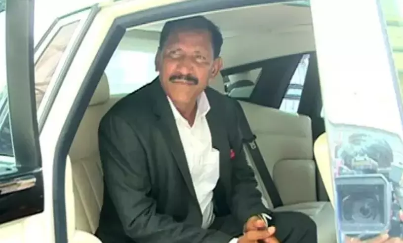 ಝಮೀರ್ ವಿರುದ್ಧ ಅಕ್ರಮ ಆಸ್ತಿ ಗಳಿಕೆ ಪ್ರಕರಣ: ವಿಚಾರಣೆಗಾಗಿ ಕೆಜಿಎಫ್ ಬಾಬುಗೆ ನೋಟಿಸ್ ಝಮೀರ್ ವಿರುದ್ಧ ಅಕ್ರಮ ಆಸ್ತಿ ಗಳಿಕೆ ಪ್ರಕರಣ: ವಿಚಾರಣೆಗಾಗಿ ಕೆಜಿಎಫ್ ಬಾಬುಗೆ ನೋಟಿಸ್