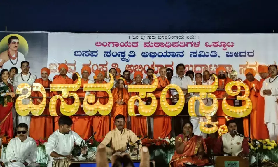 ನಮ್ಮದು ಸನಾತನವಲ್ಲ, ಪುರಾತನ ಸಂಸ್ಕೃತಿ: ನಿಜಗುಣಾನಂದ ಸ್ವಾಮೀಜಿ