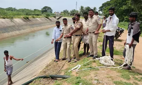 ಲಿಂಗಸುಗೂರು | ಕಾಲುವೆಗೆ ಬಿದ್ದ ವ್ಯಕ್ತಿಯ ಮೃತದೇಹ ಪತ್ತೆ