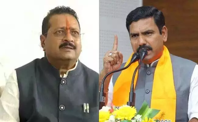 ಧರ್ಮಸ್ಥಳದಲ್ಲಿ ವಿಜಯೇಂದ್ರಗೆ ಏನು ಕೆಲಸ: ಶಾಸಕ ಯತ್ನಾಳ್ ಪ್ರಶ್ನೆ