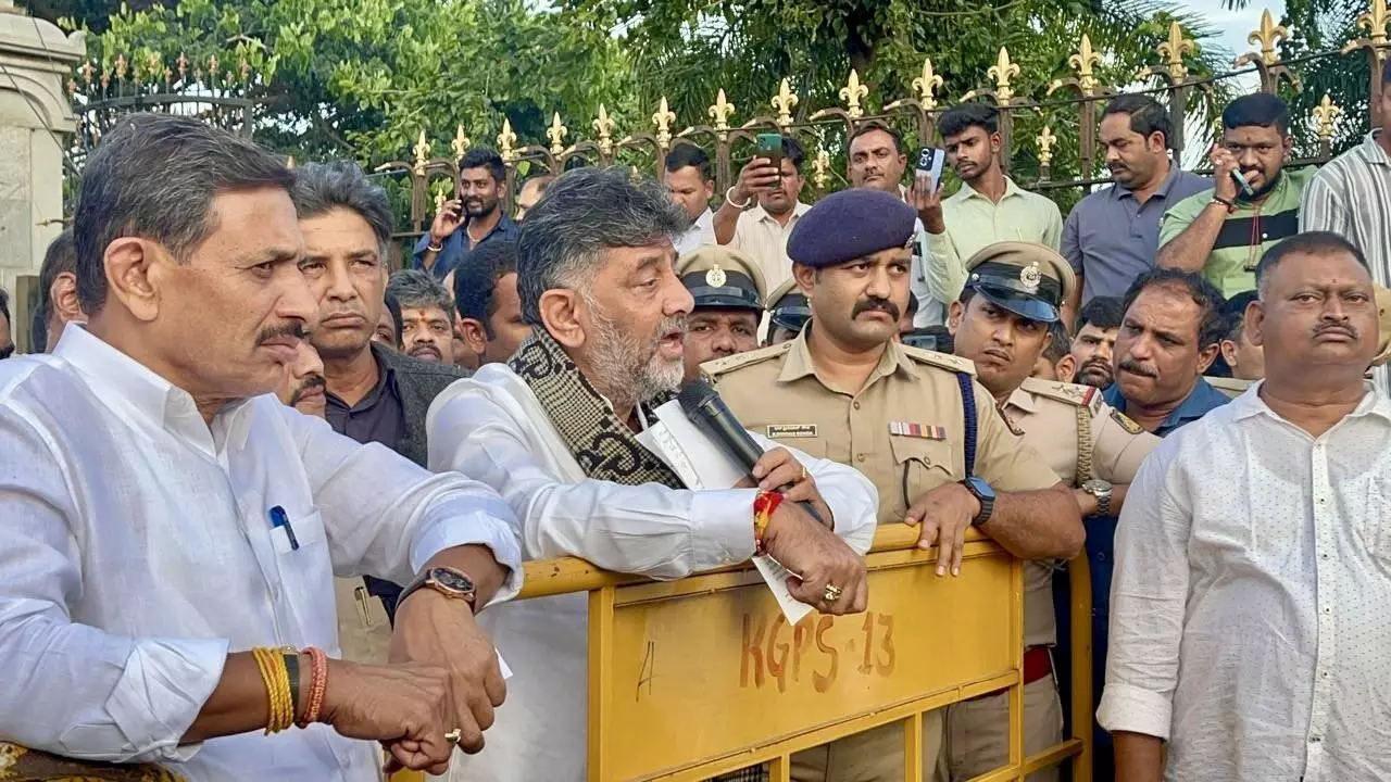 ಜಮೀನು ಡಿನೋಟಿಫೈ ಮಾಡಿ ಬಿಎಸ್‍ವೈಯವರಂತೆ ಜೈಲಿಗೆ ಹೋಗಲು ಸಿದ್ದನಿಲ್ಲ:  ಡಿ.ಕೆ. ಶಿವಕುಮಾರ್