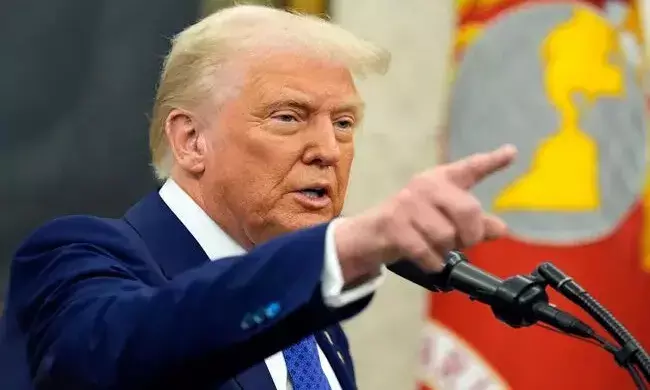 ರಷ್ಯಾದಿಂದ ತೈಲ ಖರೀದಿ | ಭಾರತದ ಮೇಲೆ ಎರಡನೇ, ಮೂರನೇ ಹಂತದ ನಿರ್ಬಂಧ: ಟ್ರಂಪ್ ಎಚ್ಚರಿಕೆ