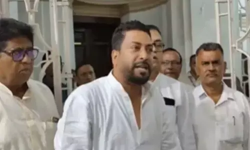 ಪಶ್ಚಿಮ ಬಂಗಾಳ: ಬಿಜೆಪಿ ಸಚೇತಕನನ್ನು ಹೊರದಬ್ಬಿದ ಮಾರ್ಶಲ್‌ ಗಳು