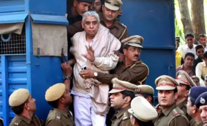 ಸ್ವಯಂಘೋಷಿತ ದೇವಮಾನವ ರಾಂಪಾಲ್‌ಗೆ ವಿಧಿಸಿದ್ದ ಜೀವಾವಧಿ ಶಿಕ್ಷೆ ಅಮಾನತು: ಹೈಕೋರ್ಟ್ ತೀರ್ಪು