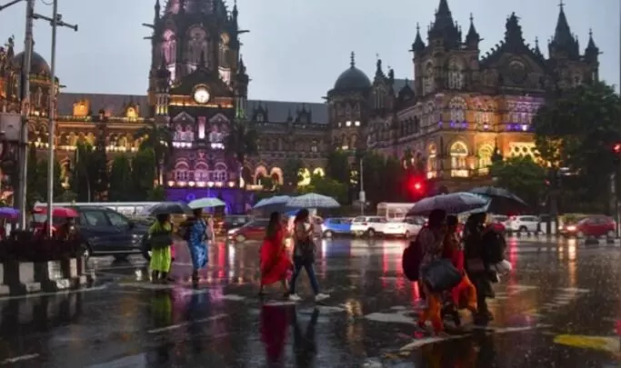 34 ವಾಹನಗಳಲ್ಲಿ ಮಾನವ ಬಾಂಬ್​ಗಳನ್ನು ಇರಿಸಲಾಗಿದೆ: ಮುಂಬೈ ಪೊಲೀಸರಿಗೆ ಬೆದರಿಕೆ ಸಂದೇಶ