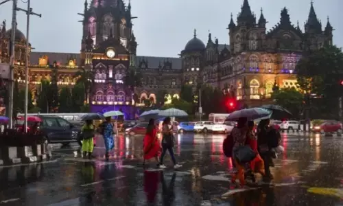 34 ವಾಹನಗಳಲ್ಲಿ ಮಾನವ ಬಾಂಬ್​ಗಳನ್ನು ಇರಿಸಲಾಗಿದೆ: ಮುಂಬೈ ಪೊಲೀಸರಿಗೆ ಬೆದರಿಕೆ ಸಂದೇಶ