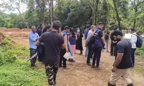 ಧರ್ಮಸ್ಥಳ ಎಸ್‌ಐಟಿ ತನಿಖೆಗೆ ಅಡ್ಡಿಪಡಿಸುವ ಪ್ರಯತ್ನ ಆರೋಪ: ಸ್ವಯಂ ಪ್ರೇರಿತ ಪ್ರಕರಣ ದಾಖಲಿಸುವಂತೆ ಹೈಕೋರ್ಟ್ ನ್ಯಾಯಮೂರ್ತಿಗಳಿಗೆ ದೂರು