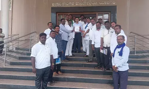 ಯಾದಗಿರಿ | ಅಂಬೇಡ್ಕರ್ ವೃತ್ತದ ಸುತ್ತಮುತ್ತ ಅಭಿವೃದ್ಧಿಗೆ ದಲಿತ ಸಂಘರ್ಷ ಸಮಿತಿಯಿಂದ ಜಿಲ್ಲಾಧಿಕಾರಿಗಳಿಗೆ ಮನವಿ