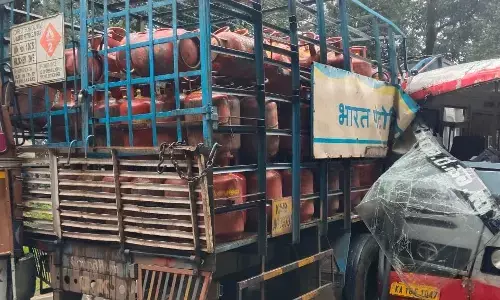 ಚಾರ್ಮಾಡಿ ಘಾಟಿಯಲ್ಲಿ ಸರಣಿ ಅಪಘಾತ: ಬಸ್ ಚಾಲಕನಿಗೆ ಗಂಭೀರ ಗಾಯ