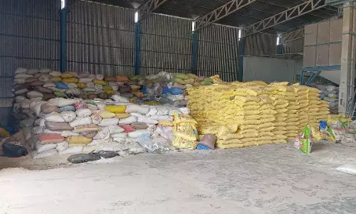 ಯಾದಗಿರಿ | ಪಡಿತರ ಅಕ್ಕಿ ಅಕ್ರಮ ದಾಸ್ತಾನು ಪತ್ತೆ : ಪ್ರಕರಣ ದಾಖಲು