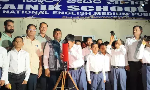 ಬೀದರ್ | ಸೈನಿಕ ಶಾಲೆಯ ವಿದ್ಯಾರ್ಥಿಗಳಿಂದ ಗ್ರಹಣ ವೀಕ್ಷಣೆ