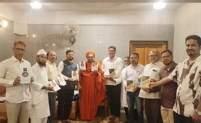 ಹೊಸಪೇಟೆ | ಮುಹಮ್ಮದ್ ಪೈಗಂಬರ್ ಅವರ ʼಸೀರತ್ ಅಭಿಯಾನʼ ಹೊಸಪೇಟೆ | ಮುಹಮ್ಮದ್ ಪೈಗಂಬರ್ ಅವರ ʼಸೀರತ್ ಅಭಿಯಾನʼ