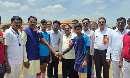 ಚಿಂಚೋಳಿ | ಸದೃಢ ದೇಹ, ಮನಸ್ಸಿಗೆ ಕ್ರೀಡೆ ಬಹಳ ಮುಖ್ಯ: ಇಒ ಸಂತೋಷ