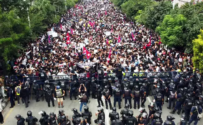 ನೇಪಾಳ | ಪೊಲೀಸ್ ಕಾರ್ಯಾಚರಣೆಗೆ ಭಾರೀ ಟೀಕೆ