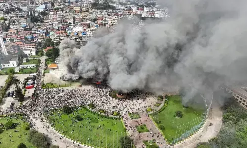 ನೇಪಾಳ | ಸಂಸತ್ ಕಟ್ಟಡಕ್ಕೆ ಬೆಂಕಿ ಹಚ್ಚಿದ ಪ್ರತಿಭಟನಾಕಾರರು