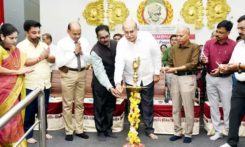 ವೃತ್ತಿಪರ ಜೀವನಕ್ಕೆ ಅವಕಾಶವನ್ನು ವೇದಿಕೆಯಾಗಿ ಬಳಸಿಕೊಳ್ಳಿ: ಬಸವರಾಜ ದೇಶಮುಖ