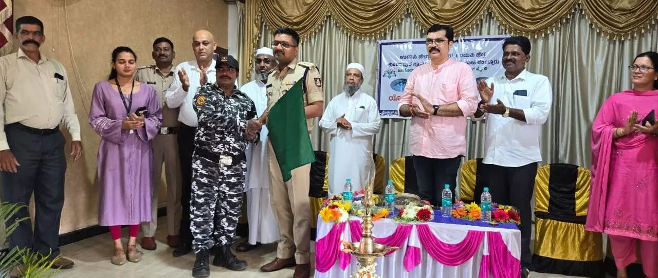 ಕಂಡ್ಲೂರಿನಲ್ಲಿ ದೃಷ್ಟಿ ಯೋಜನೆಗೆ ಚಾಲನೆ| ಸಾರ್ವಜನಿಕ ಸಹಭಾಗಿತ್ವದ ದೂರಗಾಮಿ ಯೋಜನೆ: ಎಸ್ಪಿ ಹರಿರಾಂ ಶಂಕರ್ ಕಂಡ್ಲೂರಿನಲ್ಲಿ ದೃಷ್ಟಿ ಯೋಜನೆಗೆ ಚಾಲನೆ| ಸಾರ್ವಜನಿಕ ಸಹಭಾಗಿತ್ವದ ದೂರಗಾಮಿ ಯೋಜನೆ: ಎಸ್ಪಿ ಹರಿರಾಂ ಶಂಕರ್