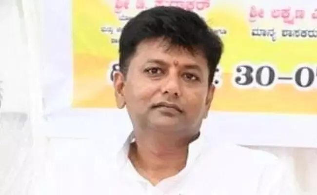 ʼಸಮನ್ಸ್ ಜಾರಿಗೊಳಿಸಿಲ್ಲ, ಈಡಿ ಅಧಿಕಾರಿಗಳು ವಿವೇಚನೆ ಬಳಸಿಲ್ಲʼ : ಕೆ.ಸಿ.ವೀರೇಂದ್ರ ಪರ ವಕೀಲರ ವಾದ ʼಸಮನ್ಸ್ ಜಾರಿಗೊಳಿಸಿಲ್ಲ, ಈಡಿ ಅಧಿಕಾರಿಗಳು ವಿವೇಚನೆ ಬಳಸಿಲ್ಲʼ : ಕೆ.ಸಿ.ವೀರೇಂದ್ರ ಪರ ವಕೀಲರ ವಾದ