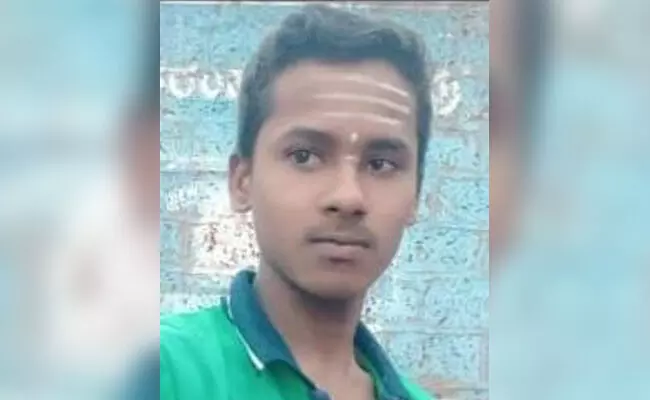 ಬೀದರ್ | ಕಾಲುವೆಗೆ ಬಿದ್ದು ಬಾಲಕ ಮೃತ್ಯು ಬೀದರ್ | ಕಾಲುವೆಗೆ ಬಿದ್ದು ಬಾಲಕ ಮೃತ್ಯು